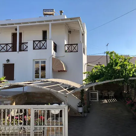 Dea House *
