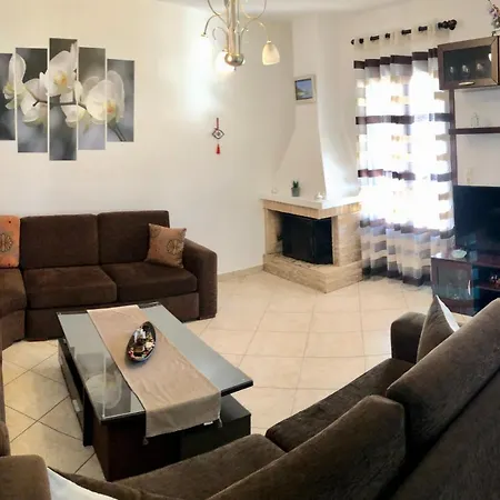 Dea House דירה *